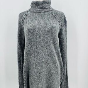 American Eagle Outfitters Gray Turtleneck Women's Sweater, Medium